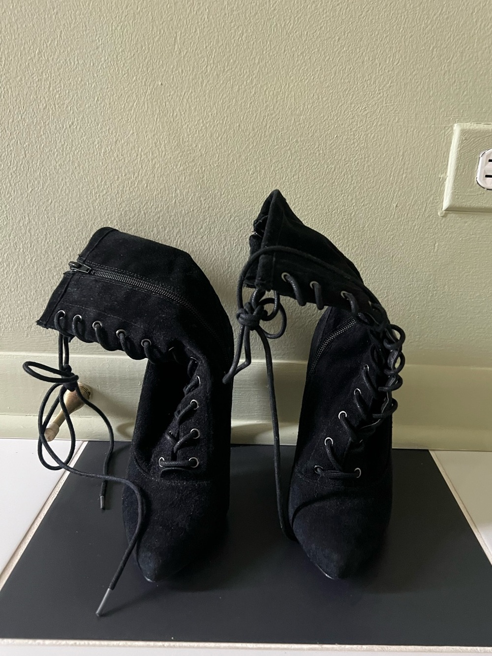 Steve Madden black suede lace up heeled boots